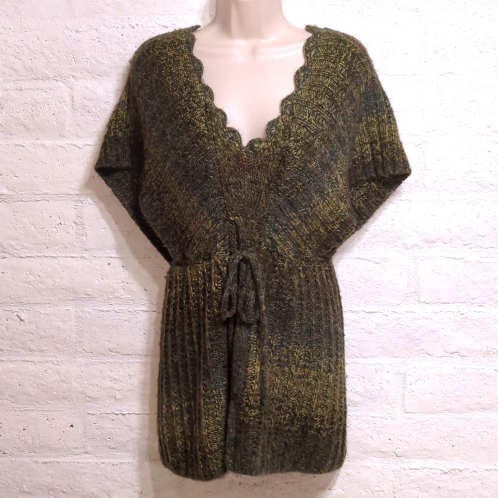 Dolman Sleeve Green Tunic Sweater - Picture 2 of 6